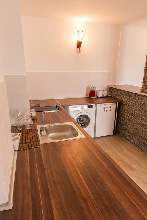 Spacious Ultracentral Apartment Old City Бухарест Екстер'єр фото